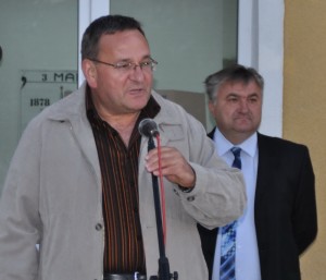 ugarchin_panair2209131
