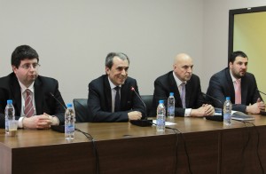 pravitelstvo1005147