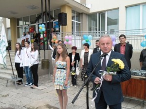 kmetuchgodina1509141