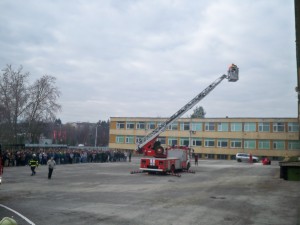 Grazdanskаzastita412153