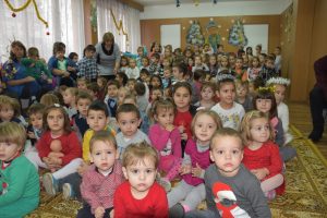11detskagradina211216 Двойна коледна радост в Целодневна детска градина „Радост“ в Ловеч