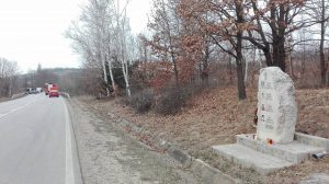 katastrofamikre2212161 В изключително тежката катастрофа край Микре, между автобус и лек автомобил, има трима загинали и множество ранени