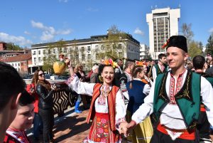 cvetnica90415 Всички концерти за „Цветница 2018“ в Ловеч са безплатни