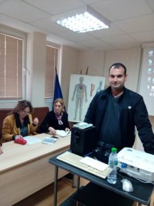obucheniezdrave2004173 Обучиха 30 медицински специалисти в Ловеч на своевременни и качествени здравни грижи за децата