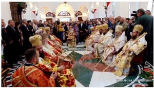 katedralenhram3004178 В ЛОВЕЧ БЕ ОСВЕТЕН НОВИЯТ КАТЕДРАЛЕН ХРАМ "СВ. СВ. КИРИЛ И МЕТОДИЙ"