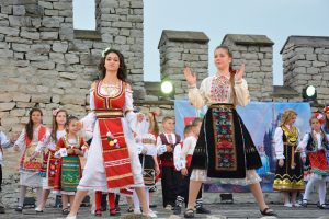 malkamiss250517 2 Благотворителна акция „Бели криле“ – инициатива на Малка Мис и Мистър Ловеч