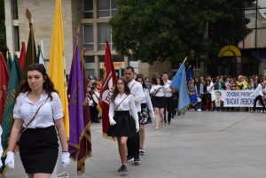 praznik240517 5 С парад на училищните знамена започна тържеството за 24 май в Ловеч