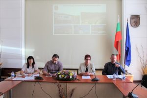 tetevensreshta220517A Община Тетевен организира среща - разговор със завършващите висши учебни заведения