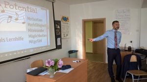 ezikovaseminar220617 1 Регионален квалификационен семинар по немски език за учители от Централна Северна България в Ловешката Езикова