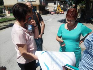kopkateteven220617 2 Направена бе първа копка по проект: „Реконструкция водопровод и сградни водопроводни отклонения по улица „Иван Вазов“, гр.Тетевен“