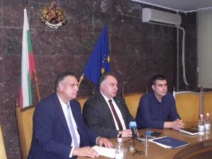 bolnicasreshta40717 2 Георги Терзийски: Питате къде е държавата?! Ето я!