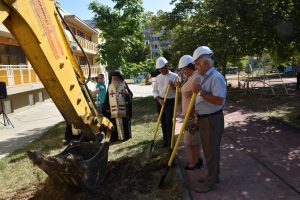 proekt1109171 Корнелия Маринова: Инвестициите в училищата са инвестиции в децата и в бъдещето на Ловеч