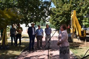 proekt1109172 Корнелия Маринова: Инвестициите в училищата са инвестиции в децата и в бъдещето на Ловеч