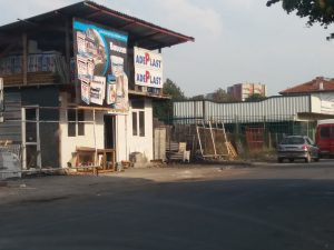 veselinovi33009271 В Ловеч разчистиха тротоари от стока след поредно предупреждение