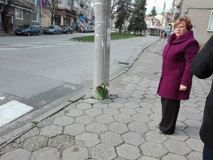 kmkmet2011171 Ръководството на Община Ловеч участва в Световния ден за възпоменание на жертвите на ПТП
