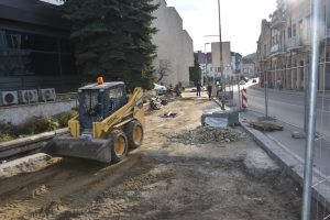 proektcentar2911173 Демонтажните работи по пешеходната зона в Ловеч са изпълнени на 95 процента