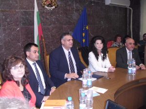 oblast11217 5 Зам.-министър Султанка Петрова в Ловеч:Акцент в социалната политика на МТСП през 2018 г. ще бъдат възрастните хора, 68 млн. лв са осигурени за деинституционализацията им