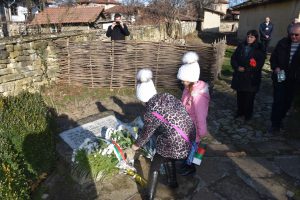 poklonenie2812175 Проведе се гражданско поклонение в местността Пази мост и на Къкринското ханче край Ловеч