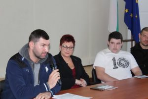 fermeriinfo310118C При засилен интерес премина информационната среща по проект „Младите фермери - възродители на българското село“