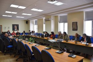 obrazovaniefin2602182 Директори и общинари обсъдиха и приеха формулите за финансиране във функция „Образование“