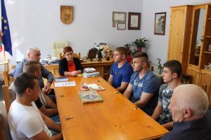 sportistiteteven120418B Кметът на Община Тетевен награди даровити спортисти за постигнати високи резултати