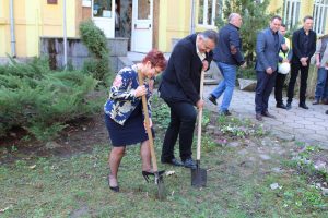 tetevkopka20418I Започва реконструкция, обновяване и оборудване на сградния фонд на Професионална гимназия по горско стопанство и дървообработване „Сава Младенов“ в Тетевен