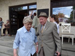 IWolf240518E Бившата учителка по история на немски език от Езиковата Инге Волф посети Ловеч и се среща с бивши колеги и ученици