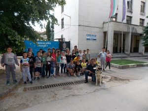 decapolice1805182 322 деца от пет троянски училища гостуваха в РУ Троян, в седмицата от 14 до 18 май