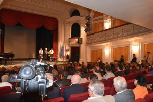 prazniklovech1105189 Отличиха заслужили граждани и бизнесмени по повод Празника на Ловеч -11 май