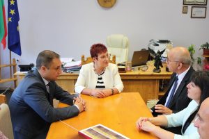 етеженфермери170518C В Тетевен се проведе Дискусионен форум за ролята на ЕС за развитие на българското земеделие и участието на младите хора