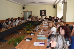 chetenia2106185 Кметът Корнелия Маринова откри Националните педагогически четения в Ловеч