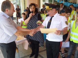 decapolice606182 В Деня на детето завърши обучението на първият випуск на „Детско полицейско управление“ - Ловеч