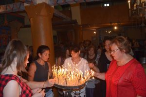 devetaki2307183 Икона на Света Богородица подари кметът Корнелия Маринова на най-стария храм в Ловешко в Деветаки