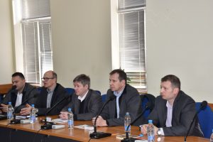 investauto3107183 Кметът на Община Ловеч Корнелия Маринова приема на 6 август 2018 г. представителите на немския концерн VOSS Automotive, който до шест месеца ще започне производство