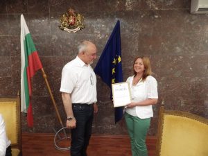 obladministracia100718E Мая Михова е „Служител на годината” в Областна администрация Ловеч