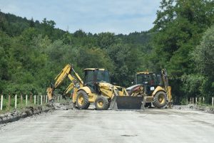 sokololovoremont1307184 Започна възстановяване на разрушените улици в село Соколово