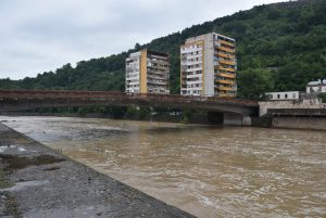 v scena 3 ПАДНАЛИТЕ ВАЛЕЖИ ПРЕЗ ПОСЛЕДНОТО ДЕНОНОЩИЕ В ЛОВЕЧ НЕ СА НАНЕСЛИ ЗНАЧИМИ ЩЕТИ