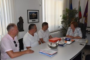kadetiru2608181 Кметът Корнелия Маринова прие ръководителите на група кадети от Суворовските училища