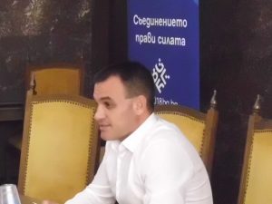 trotoariou70918C Областна комисия по безопасност на движението с инициатива „Да освободим тротоарите за пешеходците“