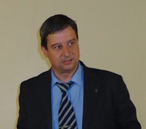J Petrov2510181 Образование без учители!?