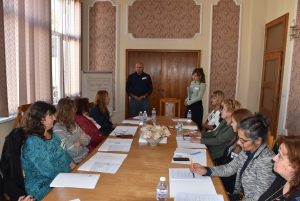 forumostove510186 Форумът "Мостове за социално ангажирани предприятия" в Ловеч стартира с изложение базар