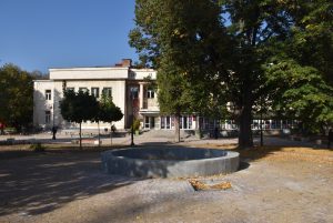 kmetremont1610184 Кметът на Ловеч инспектира работата по последните плочки от големия ремонт