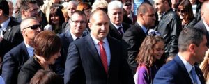prezidenttroyan1410181 Румен Радев: Троян се утвърди като вековно огнище на образование и култура, на буден дух и предприемачество