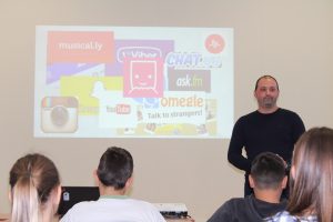 bezopaseninternet911182 Кампания за безопасно и отговорно ползване на интернет и мобилните устройства от учениците в община Тетевен