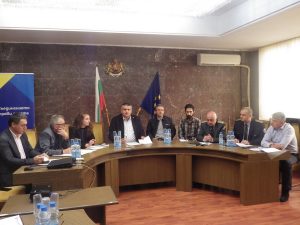 podgotovkazima11118B Област Ловеч готова за зимния сезон, 109 машини почистват републиканските пътища, осигурени нужните 13 430 т абразивни материали и 3 270 т сол
