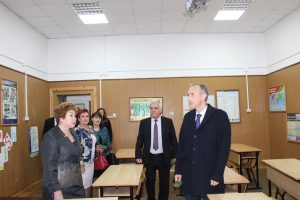 teteven711184 Министър Красимир Вълчев и д-р Мадлена Бояджиева откриха обновения сграден фонд на НПГГСД ,,Сава Младенов“ в Тетевен