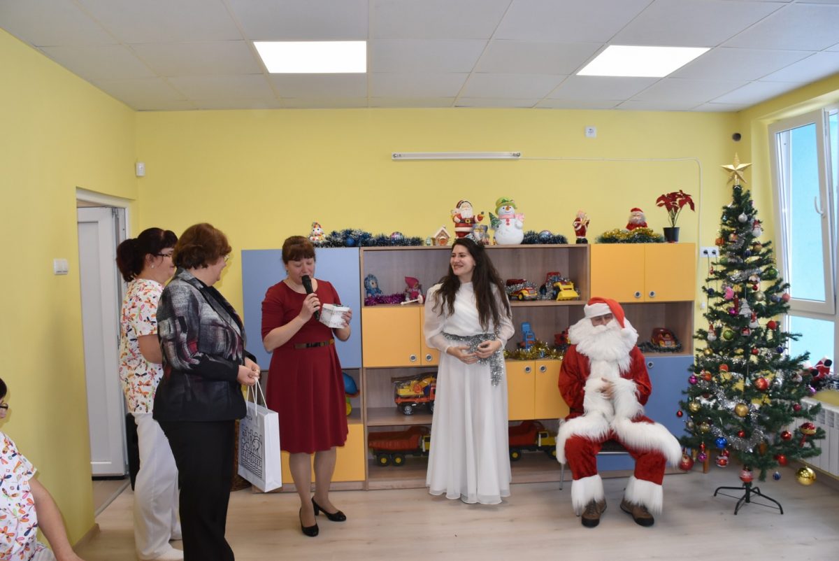 koledadg1712181 Дядо Коледа посещава всяка детска градина и ясла в Ловеч