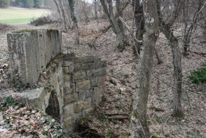 pazimost2712183 Цветя бяха положени на историческата местност Пази мост край Ловеч