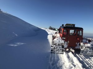 beklemetosnqg180219 3 АПИ: Започна разчистването на Троянския проход. На места преспите достигат 3-4 метра