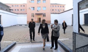 cachevazatvorlovech103191 Вчера Министър Цачева посети затвора в Ловеч